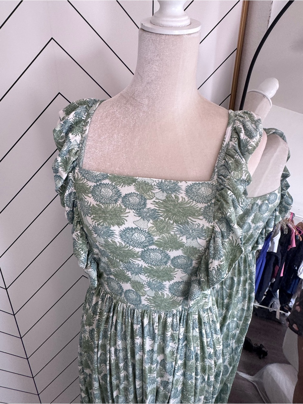 Kate Quinn Floral Ruffle-Shoulder Midi Dress in Sage Green - Picture 5 of 9